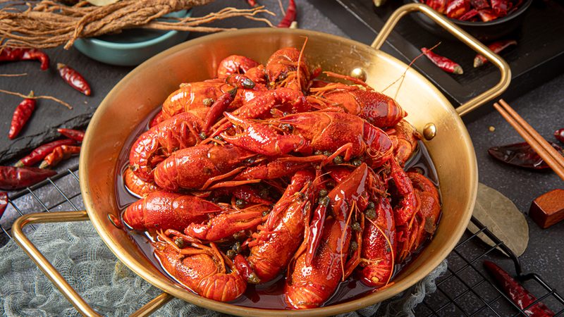 小标题：传统年夜饭的痛点