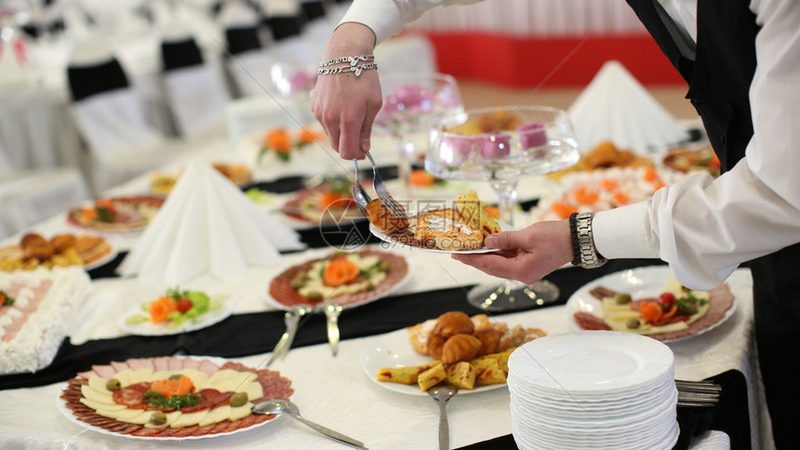 休闲食品与零食：品质与口感的双重追求