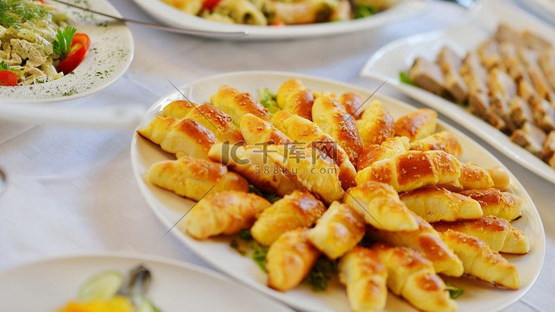 餐饮加盟店员工考勤制度
